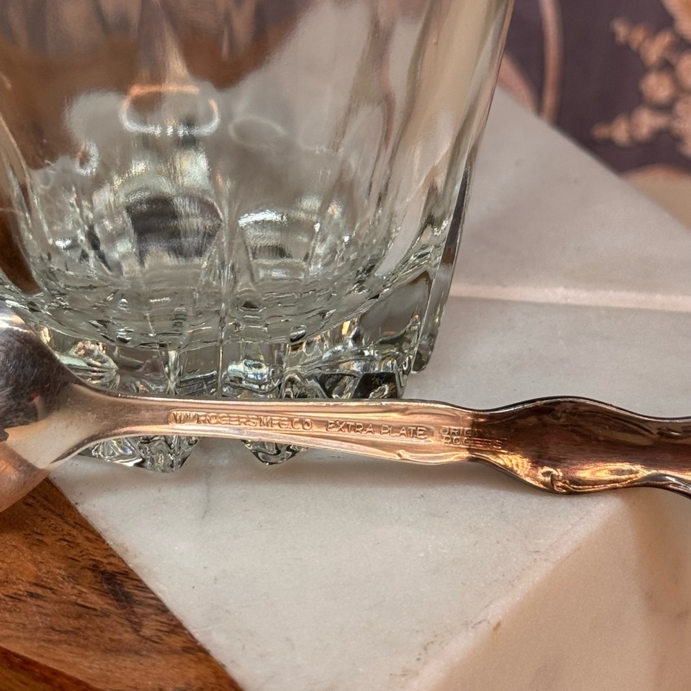Vintage Glass Sugar Dish with Silver Plated Lid and 1847 Rogers Brothers Spoon - Picture 7 of 7